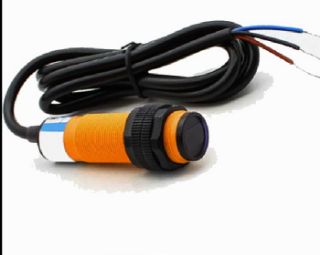 تصویر  سنسور نوری E3F-DS10P3