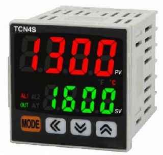 تصویر  کنترلر دما TCN4L-14RV