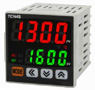 تصویر  کنترلر دما TCN4H-14RV