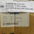گیج فشار قاب مشکی swagelok رنج 1- تا 1 بار